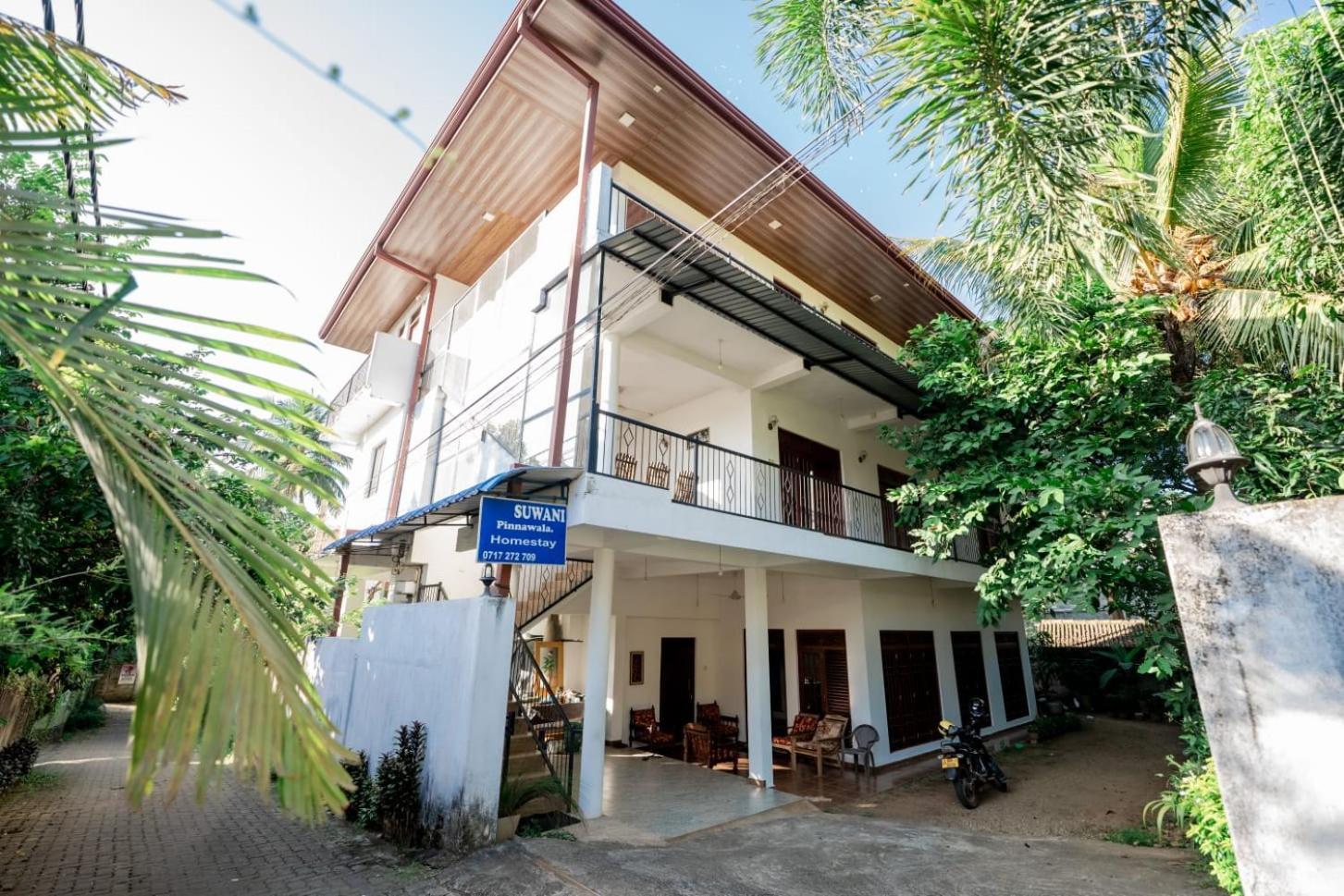 Suwani Pinnawala Homestay Экстерьер фото